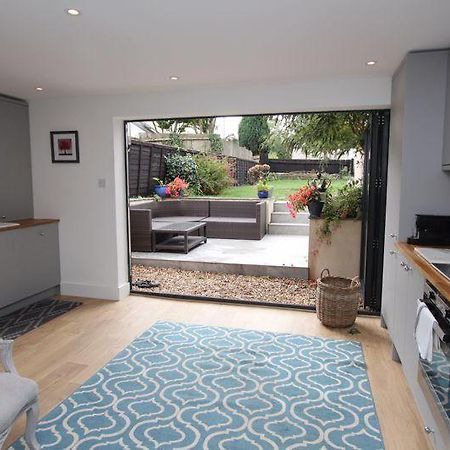 Beautiful Cottage In Cowbridge Εξωτερικό φωτογραφία